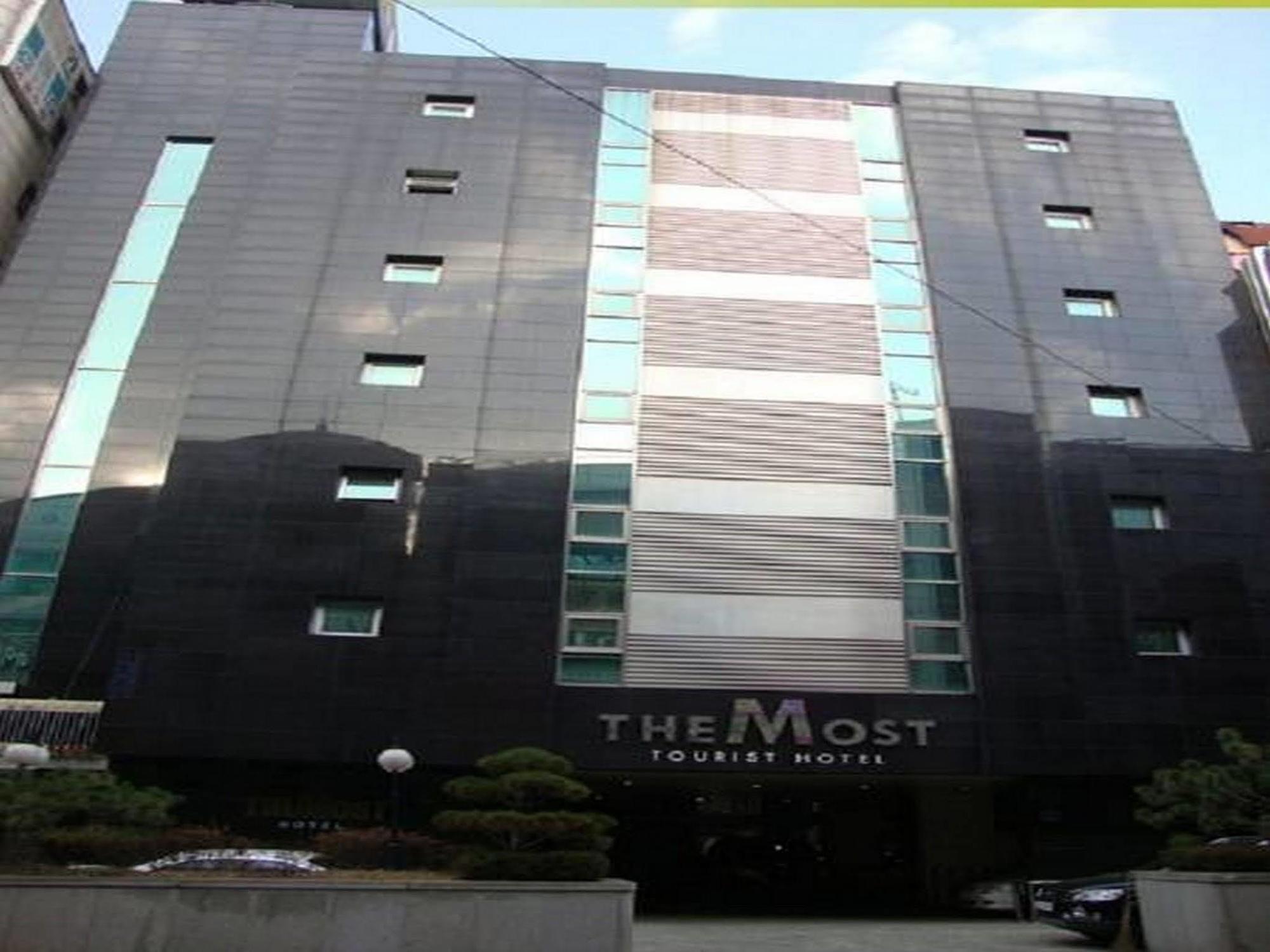 The Most Hotel Сувон Экстерьер фото